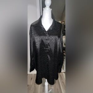 Old Navy Black Leopard Print Blouse-XXL